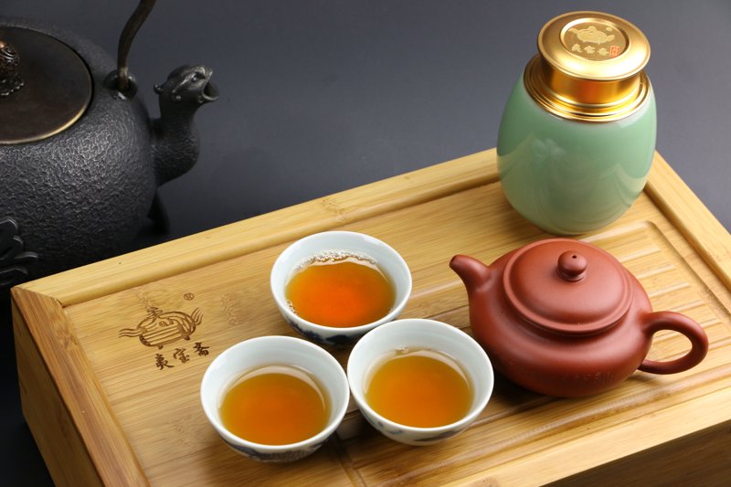 茶界新星：乌龙茶批发引领茶业潮流